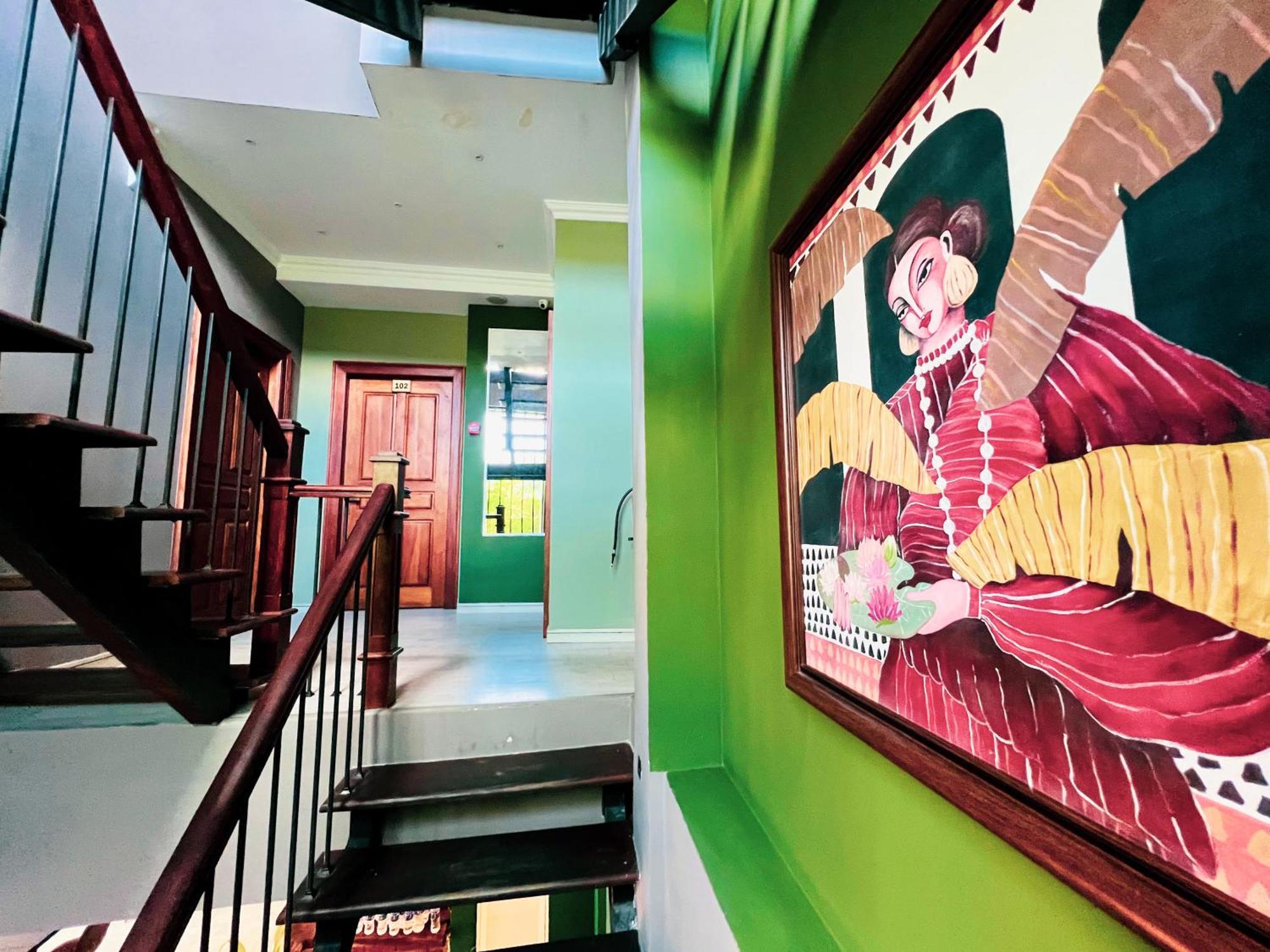 Bed Station 210 Hotel แคนดี้ ภายนอก รูปภาพ