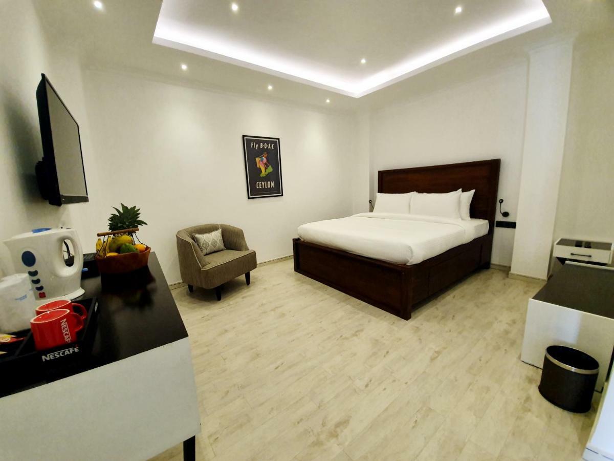 Bed Station 210 Hotel แคนดี้ ภายนอก รูปภาพ